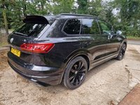 USED 2020 20 VOLKSWAGEN TOUAREG 3.0 V6 BLACK EDITION TDI 5d 282 BHP ZERO DEPOSIT FINANCE AVAILABLE