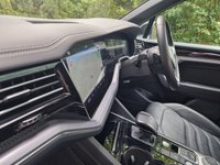 USED 2020 20 VOLKSWAGEN TOUAREG 3.0 V6 BLACK EDITION TDI 5d 282 BHP ZERO DEPOSIT FINANCE AVAILABLE