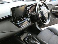 USED 2021 21 TOYOTA COROLLA 1.8 DESIGN 5d 121 BHP SAT NAV PART LEATHER PARKING SENSORS REAR CAMERA TOYOTA WARRANTY AUG 2031
