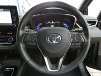USED 2021 21 TOYOTA COROLLA 1.8 DESIGN 5d 121 BHP SAT NAV PART LEATHER PARKING SENSORS REAR CAMERA TOYOTA WARRANTY AUG 2031