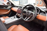 USED 2021 21 JAGUAR XF 2.0 R-DYNAMIC HSE 5d 296 BHP HUD / SOFT CLOSE / COOLED SEAT