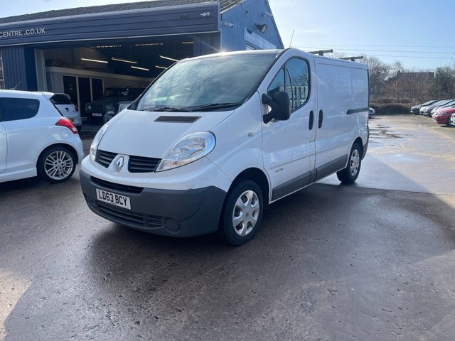 2013 63 Renault Trafic 2.0 SL29 DCI S/R 115 BHP
