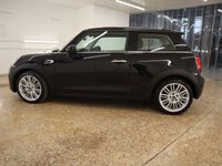USED 2018 68 MINI HATCH COOPER 1.5 COOPER 3d 134 BHP STUNNING CONDITION WITH FABULOUS FACTORY EXTRAS MAKE THIS THE MINI TO BUY