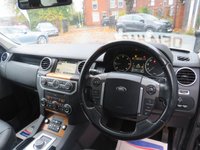 USED 2014 14 LAND ROVER DISCOVERY 3.0 SDV6 HSE 5d 255 BHP 5 SERVICE STAMPS - 4 BY LAND ROVER