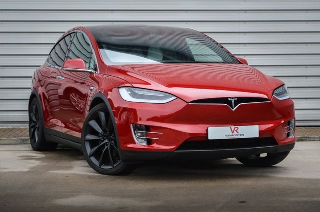 TESLA MODEL X 