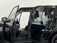USED 2014 64 LAND ROVER DISCOVERY 3.0 SDV6 HSE 5d 255 BHP Striking Santorini Black, Extended ebony leather, Glass sunroof, Roof rails,