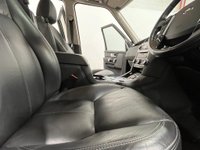 USED 2014 64 LAND ROVER DISCOVERY 3.0 SDV6 HSE 5d 255 BHP Striking Santorini Black, Extended ebony leather, Glass sunroof, Roof rails,