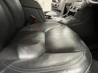 USED 2014 64 LAND ROVER DISCOVERY 3.0 SDV6 HSE 5d 255 BHP Striking Santorini Black, Extended ebony leather, Glass sunroof, Roof rails,