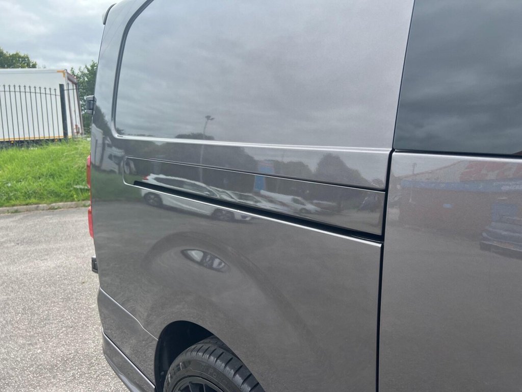 USED 2022 22 VAUXHALL VIVARO 2.0L L2H1 F3100 ELITE S/S DCB 0d 143 BHP 