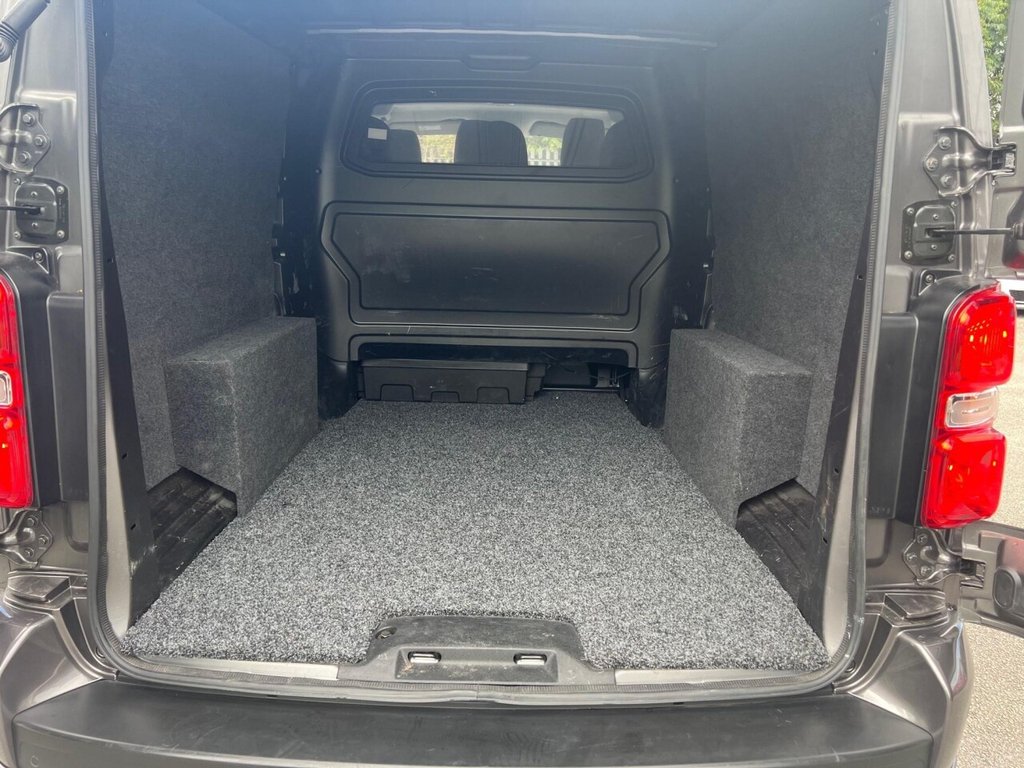 USED 2022 22 VAUXHALL VIVARO 2.0L L2H1 F3100 ELITE S/S DCB 0d 143 BHP 