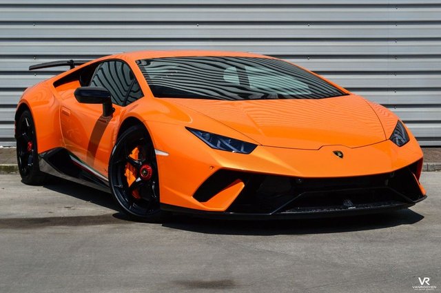 LAMBORGHINI HURACAN 