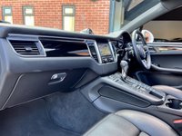 USED 2015 65 PORSCHE MACAN 3.0L D S PDK 5d 258 BHP SportDesign