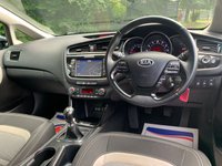 USED 2016 16 KIA CEED 1.6 CRDI 3 ISG 5d 134 BHP STUNNING GREAT SPEC 2016 KIA CEED 3 CRDi 1.6 5DR - 1 FORMER KEEPER - ONLY 25,954 MILES FROM BRAND NEW - FULL KIA DEALER HISTORY - 'ZERO ROAD TAX' - 60+ MPG - 1/2 LEATHER - DIAMOND CUT ALLOYS