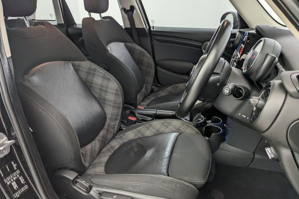 USED 2016 16 MINI HATCH COOPER 1.5 COOPER D 5d 