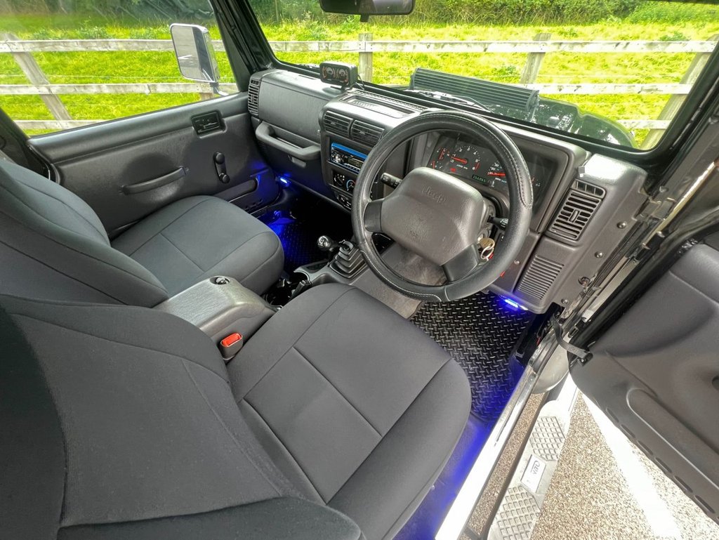 USED 2001 B JEEP WRANGLER SPORT // 3d Convertible // 4.0 174 BHP // px swap 
