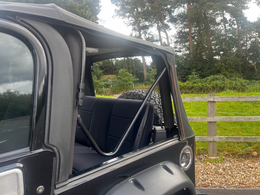 USED 2001 B JEEP WRANGLER SPORT // 3d Convertible // 4.0 174 BHP // px swap 