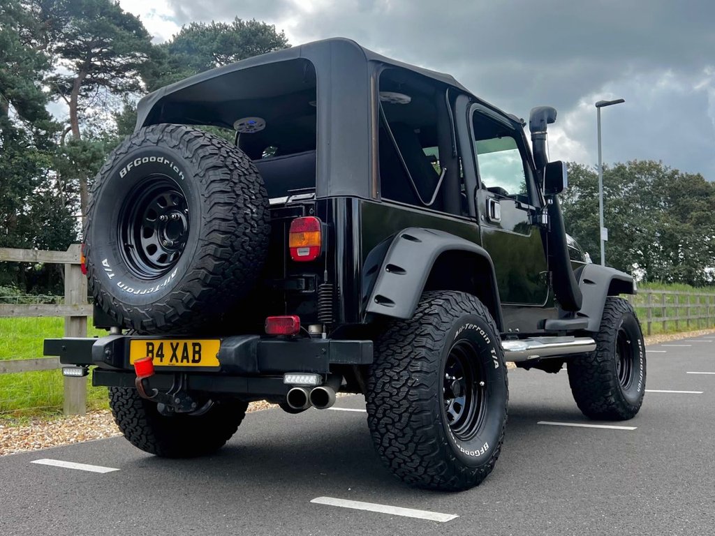 USED 2001 B JEEP WRANGLER SPORT // 3d Convertible // 4.0 174 BHP // px swap 
