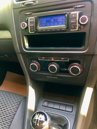 USED 2009 09 VOLKSWAGEN GOLF 1.4 S 5d 79 BHP // ONLY 1 LADY OWNER SINCE 2016 WITH ONLY 58,400 MILES // X11 AIRBAGS // AIRCON//REMOTE LOCKING//ELECTRIC WINDOWS//ULEZ COMPLIANT//INSUR GROUP 6//X9 SERVICE STAMPS//NEW FRONT TYRES//WILL COME WITH NEW CAMBELT AND WATERPUMP 79 BHP // ONLY 1 LADY OWNER SINCE 2016 WITH ONLY 58,400 MILES // X11 AIRBAGS // AIRCON//REMOTE LOCKING//ELECTRIC WINDOWS//ULEZ COMPLIANT//INSUR GROUP 6//X9 SERVICE STAMPS