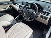 USED 2018 68 BMW X1 2.0 SDRIVE20I XLINE 5d 190 BHP OYSTER DAKOTA | PRIVACY GLASS