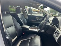 USED 2014 64 JAGUAR XF 2.2 D PORTFOLIO SPORTBRAKE 5d 200 BHP 