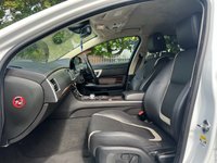 USED 2014 64 JAGUAR XF 2.2 D PORTFOLIO SPORTBRAKE 5d 200 BHP 