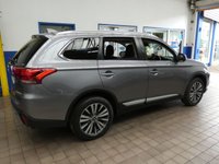 USED 2019 69 MITSUBISHI OUTLANDER 2.0 JURO 5d 148 BHP 7 SEATS APP SAT NAV CAMERA HEATED SEATS 1 OWNER MITSUBISHI WARRANTY TILL DEC 2024