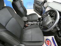 USED 2019 69 MITSUBISHI OUTLANDER 2.0 JURO 5d 148 BHP 7 SEATS APP SAT NAV CAMERA HEATED SEATS 1 OWNER MITSUBISHI WARRANTY TILL DEC 2024