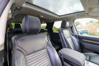 USED 2018 68 LAND ROVER DISCOVERY 3.0 TD6 (255) HSE 5dr Automatic Euro 6 (Triple Panoramic Sunroof, Privacy Glass, In Control Meridian Navigation Infotainment System) NATIONWIDE DELIVERY - RESERVE ONLINE TODAY