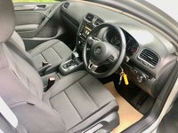 USED 2010 10 VOLKSWAGEN GOLF 1.4 SE TSI DSG 5d AUTO 121 BHP ONLY 46,000 MILES WITH X13 SERVICE STAMPS(11VW)//X11 AIRBAGS//X4 ELECTRIC WINDOWS//FACTORY SATNAV//FRONT AND REAR PARK SENSORS//AIRCON//ALLOYS//MULTI-FUNCTION STEERING WHEEL 121 BHP ONLY 46,000 MILES WITH X14 SERVICE STAMPS(11VW)//X11 AIRBAGS//X4 ELECTRIC WINDOWS//FACTORY SATNAV//FRONT AND REAR PARK SENSORS//AIRCON//ALLOYS//MULTI-FUNCTION STEERING WHEEL//BLUETOOTH HANDS FREE