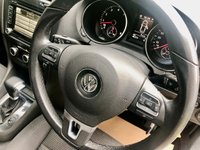 USED 2010 10 VOLKSWAGEN GOLF 1.4 SE TSI DSG 5d AUTO 121 BHP ONLY 46,000 MILES WITH X13 SERVICE STAMPS(11VW)//X11 AIRBAGS//X4 ELECTRIC WINDOWS//FACTORY SATNAV//FRONT AND REAR PARK SENSORS//AIRCON//ALLOYS//MULTI-FUNCTION STEERING WHEEL 121 BHP ONLY 46,000 MILES WITH X14 SERVICE STAMPS(11VW)//X11 AIRBAGS//X4 ELECTRIC WINDOWS//FACTORY SATNAV//FRONT AND REAR PARK SENSORS//AIRCON//ALLOYS//MULTI-FUNCTION STEERING WHEEL//BLUETOOTH HANDS FREE