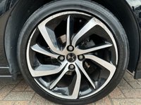USED 2017 67 DS DS 3 1.2 PURETECH CONNECTED CHIC 3d 80 BHP SATELITTE NAVIGATION - BLUETOOTH - MIRROR LINK WITH APPLE CARPLAY - DAB RADIO - USB INPUT - AUTOMATIC AIR CONDITIONING - 17" DIAMOND CUT ALLOYS - 7" TOUCH SCREEN DISPLAY
