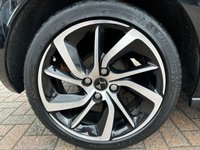 USED 2017 67 DS DS 3 1.2 PURETECH CONNECTED CHIC 3d 80 BHP SATELITTE NAVIGATION - BLUETOOTH - MIRROR LINK WITH APPLE CARPLAY - DAB RADIO - USB INPUT - AUTOMATIC AIR CONDITIONING - 17" DIAMOND CUT ALLOYS - 7" TOUCH SCREEN DISPLAY