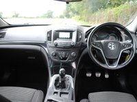 USED 2013 63 VAUXHALL INSIGNIA 1.8 SRI 5d 138 BHP www.suffolkcarcentre.co.uk - Located at Ilketshall