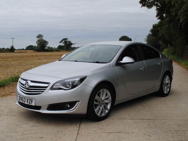 2013 63 Vauxhall Insignia 1.8 SRI 5d 138 BHP