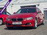 USED 2013 62 BMW 3 SERIES 2.0 320I XDRIVE SE 4d 181 BHP REAR PARKING AID +  GLASS SUNROOF +  17" ALLOYS + START STOP +  CRUISE CONTROL +  AUX +  DAB RADIO +  BLUETOOTH +  HILL START ASSIST +  TPMS +