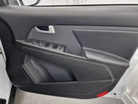 USED 2015 15 KIA SPORTAGE 1.7 CRDI 3 ISG 5d 114 BHP 