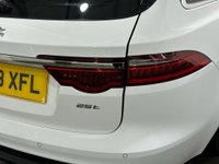 USED 2018 68 JAGUAR XF 2.0 PORTFOLIO 5d 247 BHP Gesture Tailgate,Full Ebony Leather