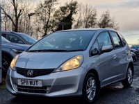 USED 2011 11 HONDA JAZZ 1.3 I-VTEC ES 5d 98 BHP THIS CAR COMES WITH 12 MONTHS WARRANTY , BREAKDOWN COVER & RECOVERY++   AUX+  USB CONNECTIVITY+  TRACTION CONTROL+  CLIMATE CONTROL+  REAR PARKING SENSORS+  15 INCH ALLOY WHEELS