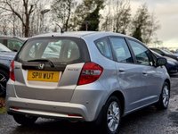 USED 2011 11 HONDA JAZZ 1.3 I-VTEC ES 5d 98 BHP THIS CAR COMES WITH 12 MONTHS WARRANTY , BREAKDOWN COVER & RECOVERY++   AUX+  USB CONNECTIVITY+  TRACTION CONTROL+  CLIMATE CONTROL+  REAR PARKING SENSORS+  15 INCH ALLOY WHEELS