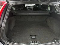 USED 2013 63 VOLVO V60 2.0 D3 R-DESIGN LUX NAV 5d 134 BHP CRUISE CONTROL + DAB + USB + AUX + DUAL ZONE CLIMATE CONTROL + PRIVACY GLASS +