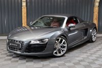USED 2011 60 AUDI R8 5.2 SPYDER V10 QUATTRO 2d 519 BHP V10 MANUAL SPYDER, FULL SERVICE HISTORY, CARBON INTERIOR, PPF, B&O 12 MONTH WARRANTY