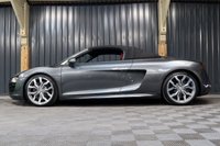 USED 2011 60 AUDI R8 5.2 SPYDER V10 QUATTRO 2d 519 BHP V10 MANUAL SPYDER, FULL SERVICE HISTORY, CARBON INTERIOR, PPF, B&O 12 MONTH WARRANTY