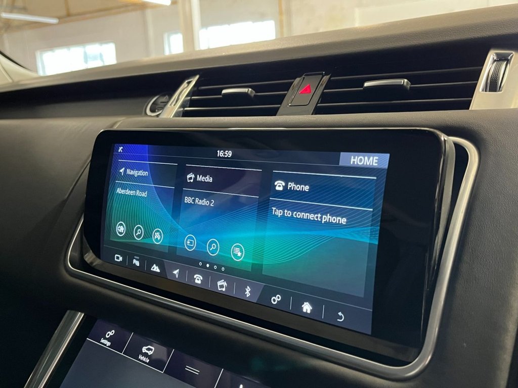 USED 2019 69 LAND ROVER RANGE ROVER SPORT 3.0 SDV6 HSE DYNAMIC 5d 306 BHP 
