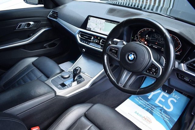 View our BMW 3 SERIES