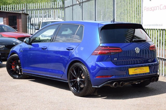 View our VOLKSWAGEN GOLF