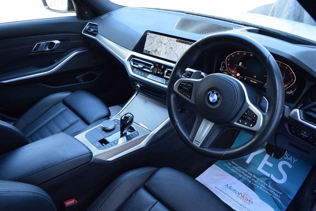 View our BMW 3 SERIES