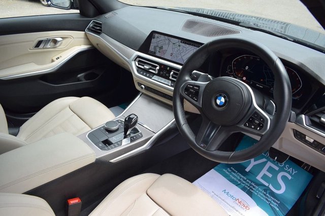 View our BMW 3 SERIES