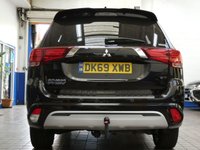 USED 2019 69 MITSUBISHI OUTLANDER 2.4 PHEV DYNAMIC SAFETY 5d 222 BHP APP SAT NAV LEATHER CAMERA PARKING SENSORS MITSUBISHI WARRANTY TILL SEPT 2024