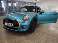 USED 2017 17 MINI CONVERTIBLE 1.5 COOPER 2d 134 BHP PACKED WITH EXTRAS AND IN A STUNNING COLOUR COMBO