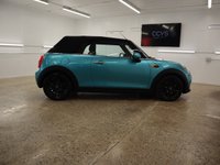 USED 2017 17 MINI CONVERTIBLE 1.5 COOPER 2d 134 BHP PACKED WITH EXTRAS AND IN A STUNNING COLOUR COMBO